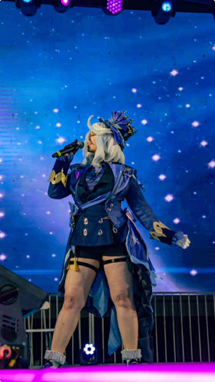 Um pouquinho mais da minha Furina! Das performances aos momentos de descontração, memórias que tenho com esse cosplay e quero continuar construindo 💙💧 Agradeço muito a quem mesmo sem me conhecer dedicou um pouquinho do seu tempo pra me mandar uma mensagem me motivando!  A tempestade vai passar, e vou continuar aqui fazendo meu melhor 💙💙💙 #furina #furinacosplay #genshintok #hoyocreators #GenshinImpact #genshincosplay #cosplaytok #furinadefontaine #genshinimpactcosplay 