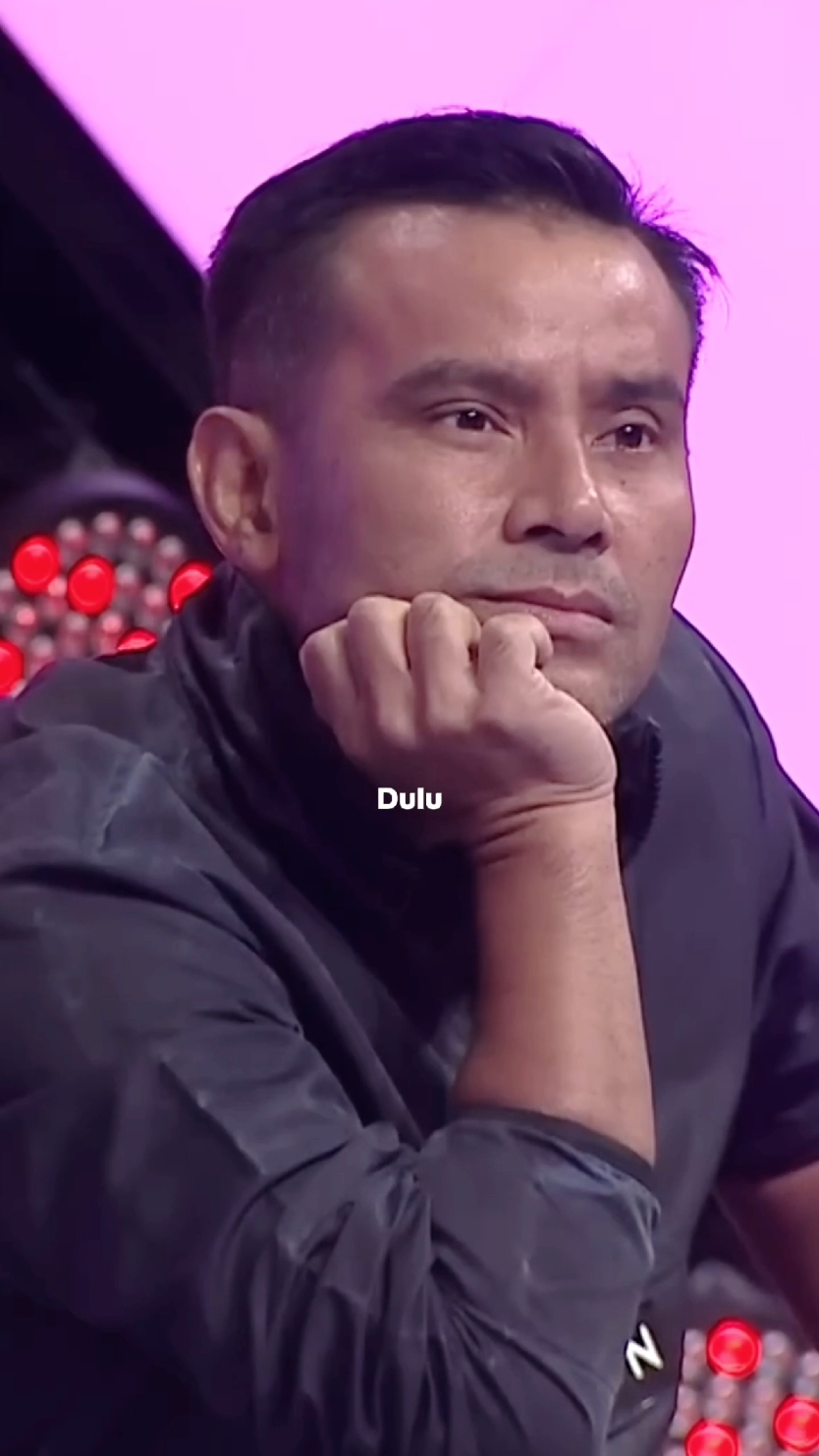 DULU #dulu #danarwidianto #xfactorindonesia #musiksedih #lagusedih #musikgalau #lagugalau #musikindonesia #musikindo #musikcopas #lagutiktok #laguindo #laguindonesia #laguviral #acustik 