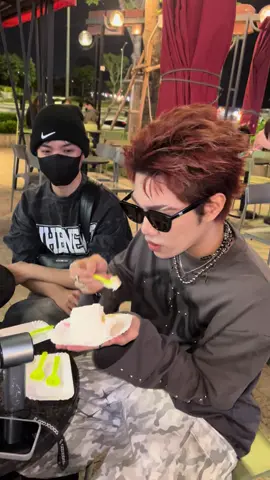 Review chân thật tới từ thánh mukbang Cáp Từn Boi #captainboy 
