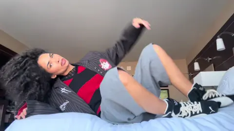 no shoes on the bed i knoww (fresh out the box promise) @PUMA #speedcat