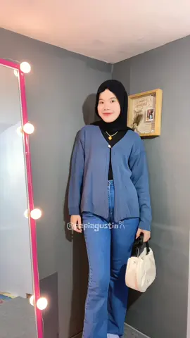 Cardigan cantik kancing satu #cardiganmurah #cardiganrajut #cardiganwanita #cardigantebal 