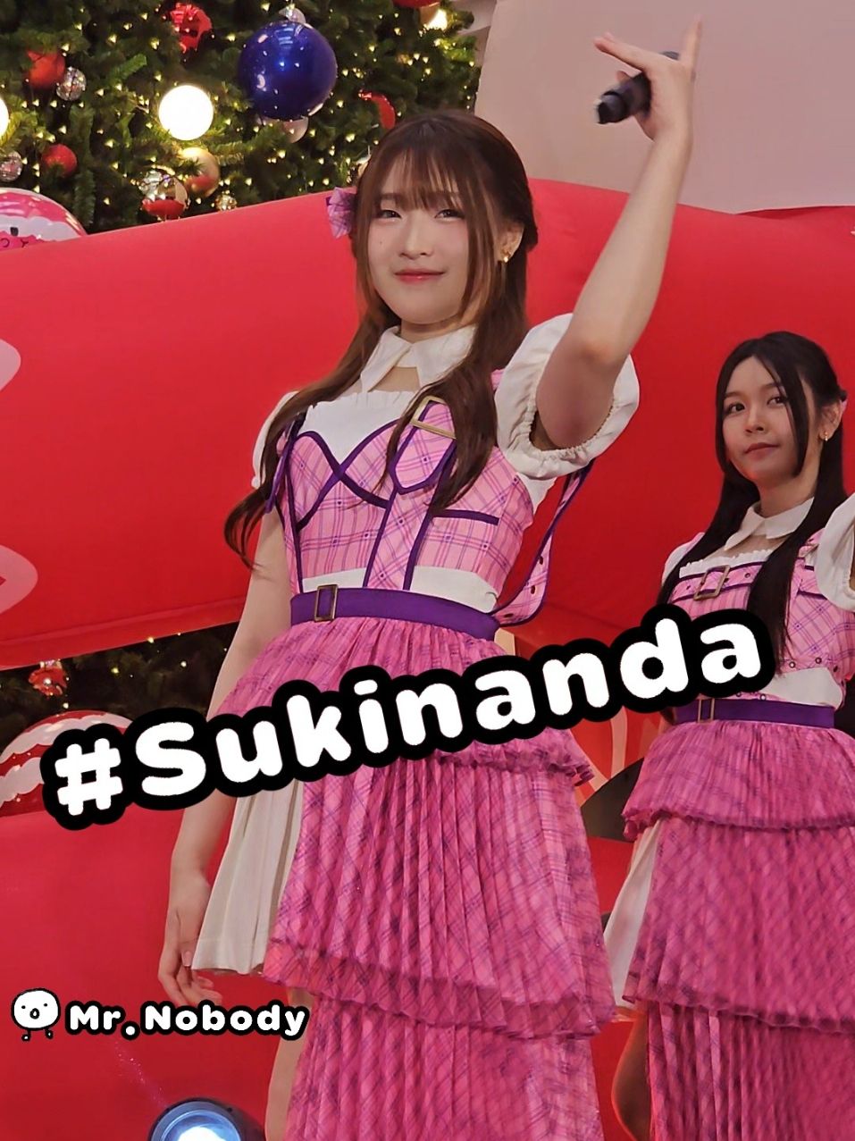 #Sukinanda - Sindy [FanCam] Roadshow #Sukinanda at Central Nakhon Pathom @ว่อปู้จือเต้าๆๆ #SindyBNK48 #BNK48 