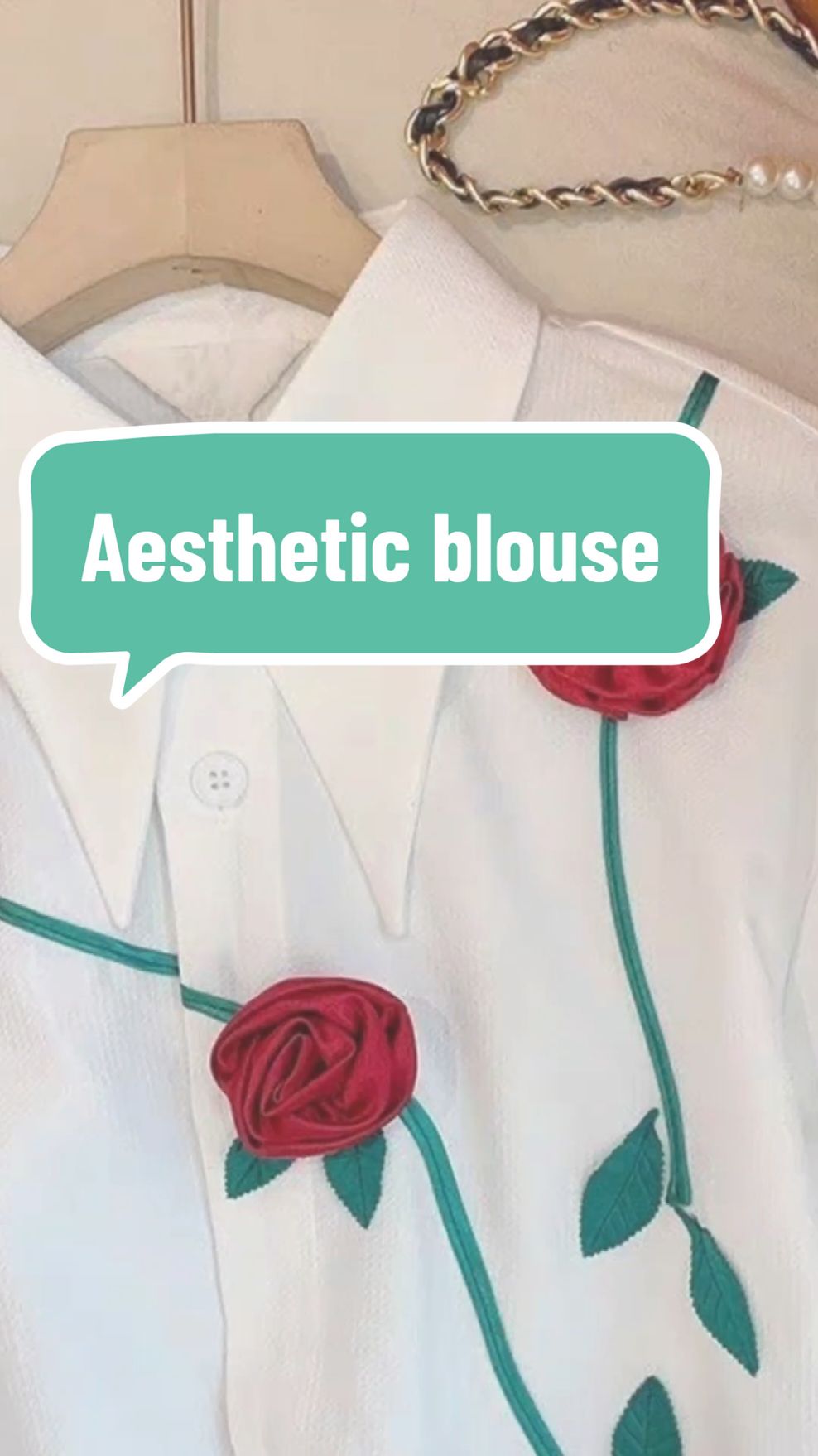 Bukan baju je berbunga2.. Hati pun berbunga2 bila nampak ros kt baju Putih ni. Romantik je rasa. Senang nk matching bila pakai baju Putih ni..  Tema putih tapi takde baju lagi.. Meh la tekan beg kuning  #whiteblouse #blouse #3dblouse #kemejawanita #bajuwanita #blouseaesthetic 