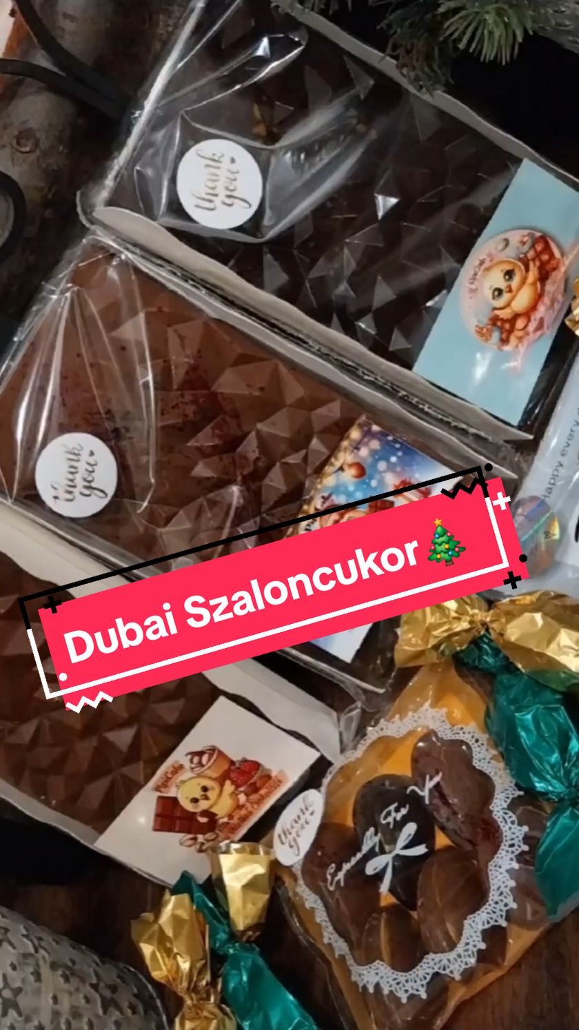 Adventi kalendáriumos szaloncukor 🎄🤶🏽🥰  #pipicake #foryoupage #foryou #fyp #pisztacia #dubaichocolate #dubaicsoki #dubai🇦🇪 #chocholate #kezmuvestermek #christmas #szaloncukor 