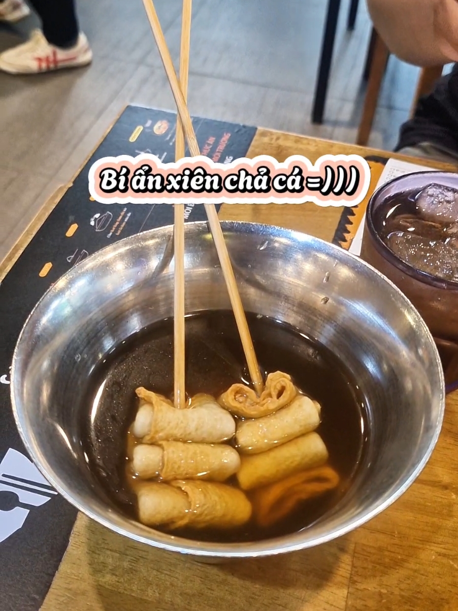 Bí ẩn xiên chả cá #tuiriviu #ancungtiktok #reviewanngon #homnayangi #xuhuong #tokbokki 