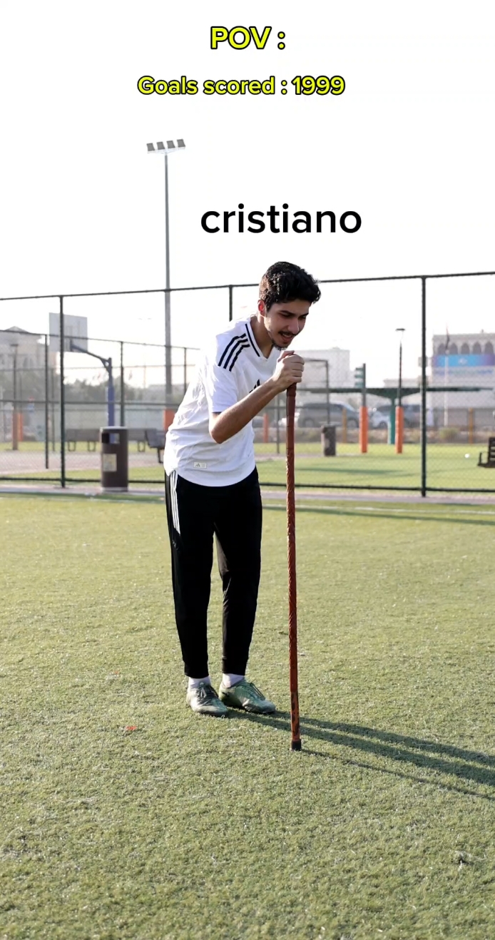 الدون حتى وهو على عكاز يسجل🧑‍🦯#cristianoronaldo #cristiano #cr7 #football #footballedit #Soccer #كرة_قدم #realmadrid #alnassr #دوري_روشن_السعودي 