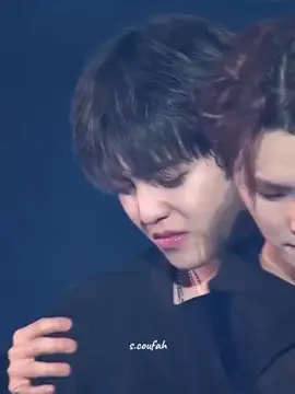 Nagis terharu bangga semuanya campur aduk😭 jarang bgt liat scoups nangis kekgini😭 MAMA 2024 #scoups #scoupseventeen #choiseungcheol #seventeen #scoufah 