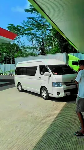 @yhos105  #fypシ゚viral #bfutourtravel #hiaceindonesia #travelciamis #traveljabodetabekciamis #drivermudapunyacerita #foryoupage #berandatiktok #dutacaperindonesia 