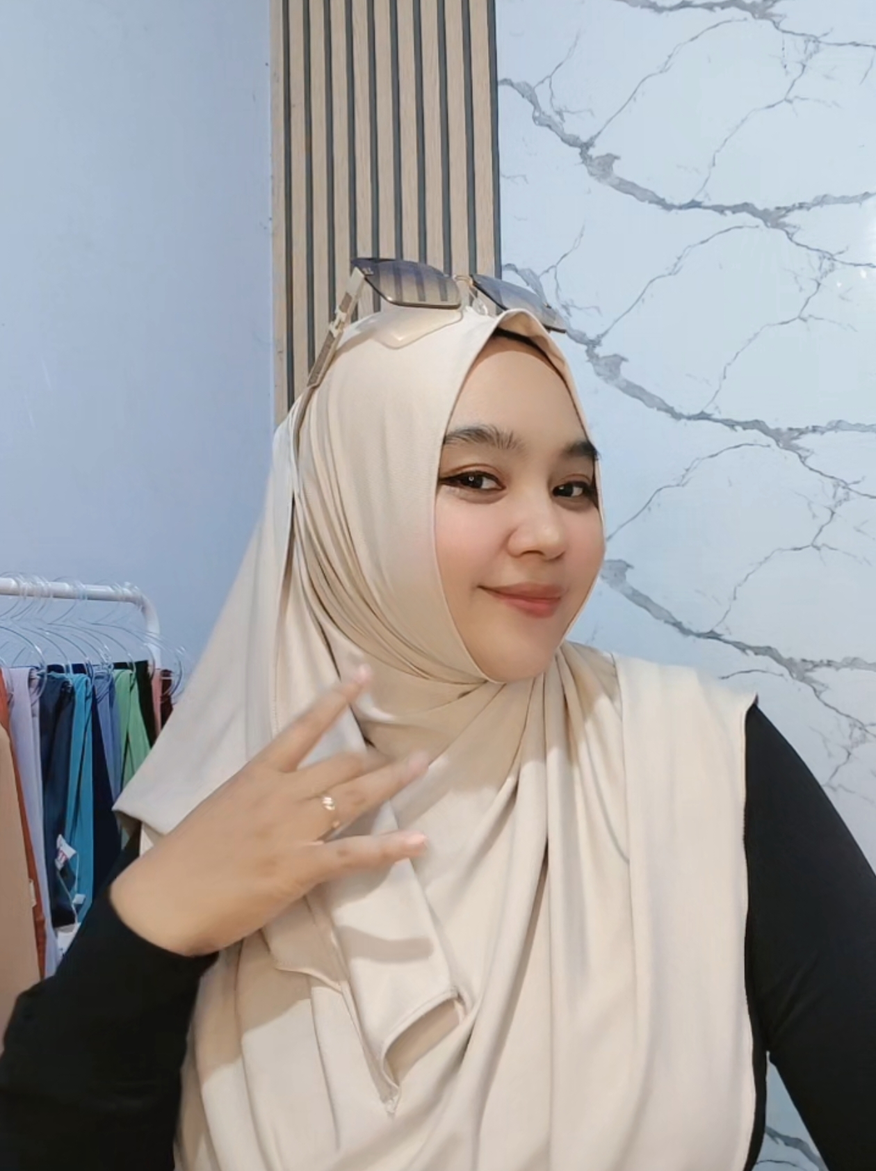 phasmina instan banyak pilihan warnanya tentukan pilihanmu langsung aja cek di keranjang kuning #pasminainstan #jerseypremium #hijabviral 