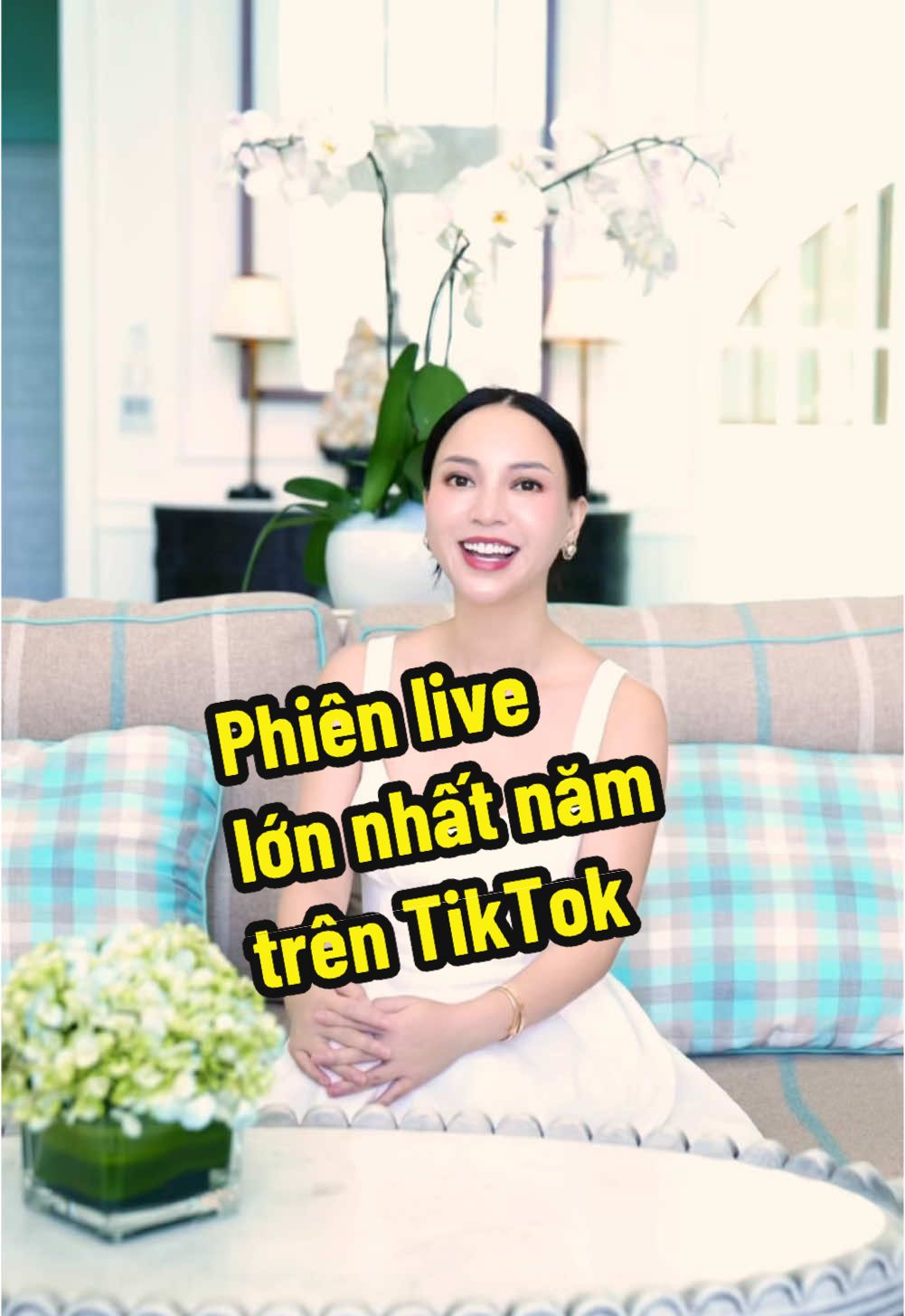 Đây là phiên live lớn nhất năm của Na ở trên TikTok. Voucher cực kỳ đậm. 4h chiều ngày 29/11 nhaaaa. Đừng bỏ lỡ nha. #sandealthantoc #hannaholala 