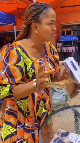 #Tondeuse rechargeable de marque Allemande@Tôvia.officiel💕 @Miss Kech Officiel 🥹❤️🐺 @plusquevainqueur@08 @Gabson@Lesourire😃 @DjiDjo Surprise @Clémencia-secret #togotiktok228🇹🇬 #fashiontiktok #togolais228🇹🇬 