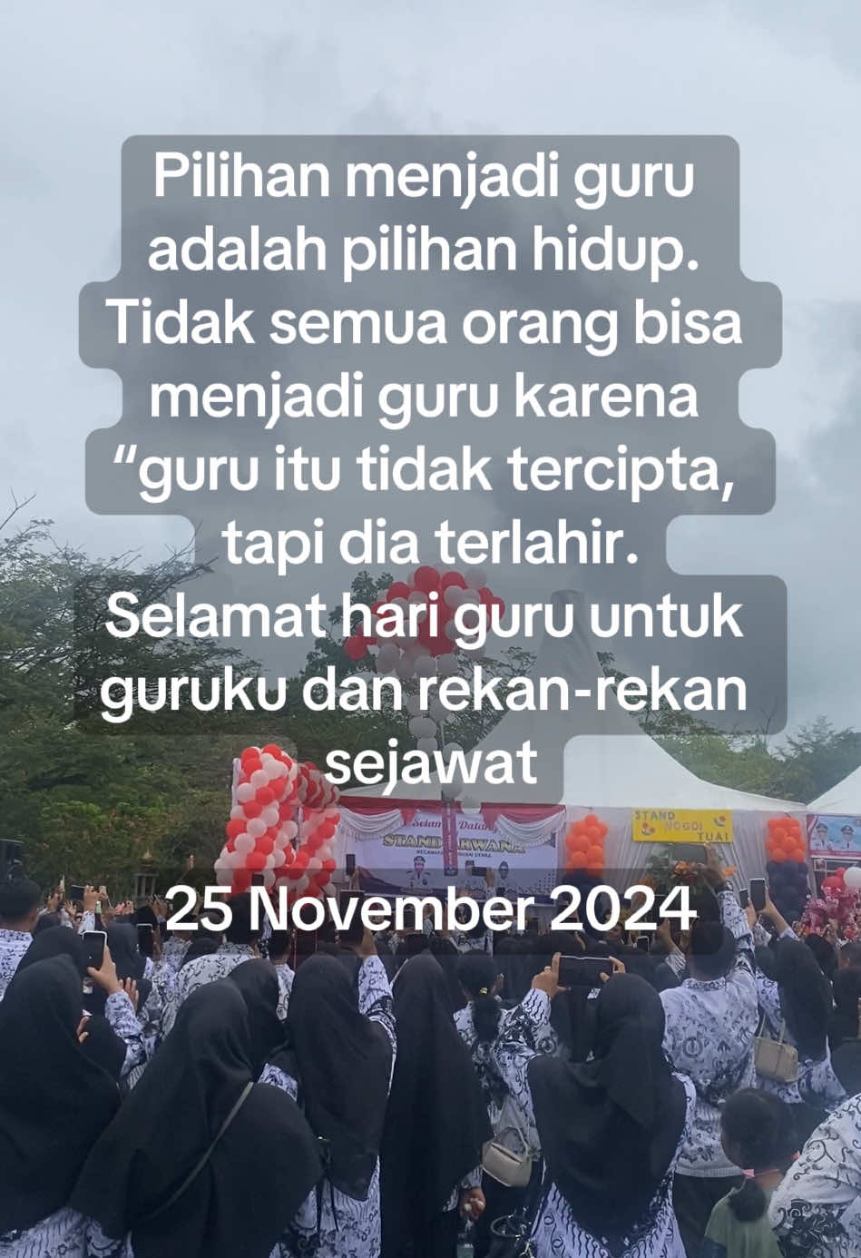 Dalam memperingati hari guru, seluruh guru di Pemerintah kabupaten Rokan Hulu melaksanakan upacara sekaligus pembukaan Festival Kurikulum Merdeka. Pasir Pengaraian, Rokan Hulu. #upacara #harigurunasional #guru #hymneguru #gurutiktok #rokanhulu #rohul #reels__tiktok  #fyp 