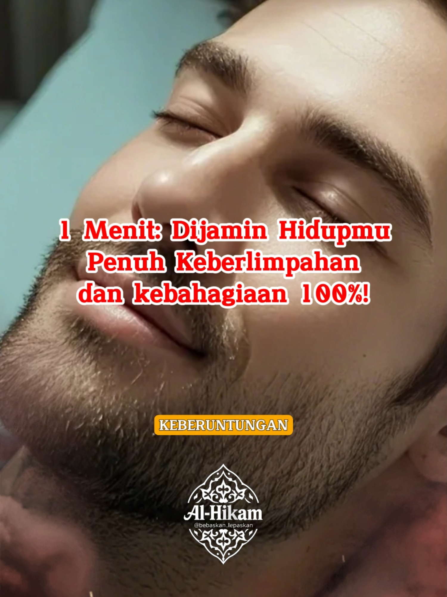 1 Menit Dijamin Hidupmu Penuh Keberlimpahan dan kebahagiaan 100%! Ya Allah, Tuhan yang Maha Pengasih lagi Maha Penyayang, dengan penuh kerendahan hati aku bersyukur atas segala nikmat dan karunia yang telah Engkau berikan di siang hari ini. Terima kasih atas nikmat sehat yang telah memampukanku menjalani aktivitas dengan baik. Terima kasih atas rezeki dan keberlimpahan yang Engkau curahkan, serta keberuntungan yang menyertai setiap langkahku. Aku bersyukur atas ilmu yang Engkau tambahkan, yang memperkaya wawasan dan pemahamanku. Terima kasih atas kebahagiaan yang Engkau tanamkan dalam hatiku, yang membuat hari-hariku penuh dengan keceriaan. Terima kasih atas ketenangan yang Engkau anugerahkan, yang memberi kedamaian di tengah segala kesibukan. Ya Allah, aku juga bersyukur atas perlindungan dan keselamatan yang Engkau berikan, atas cinta dan kasih sayang dari orang-orang terdekat, serta atas segala nikmat yang tampak maupun yang tidak tampak. Ampunilah segala dosa dan kesalahanku, serta berikanlah aku kekuatan untuk menjadi hamba yang lebih baik lagi di hari-hari mendatang. Ya Allah, hanya kepada-Mu aku memohon perlindungan. Berikanlah aku ketenangan dan keselamatan dalam tidurku malam ini, serta bangunkanlah aku esok hari dalam keadaan sehat dan penuh semangat untuk terus beribadah dan menjalani hidup sesuai dengan ridha-Mu. Aamiin Ya Rabbal Alamin. #Doa #Syukur #spiritual #MotivasiHidup