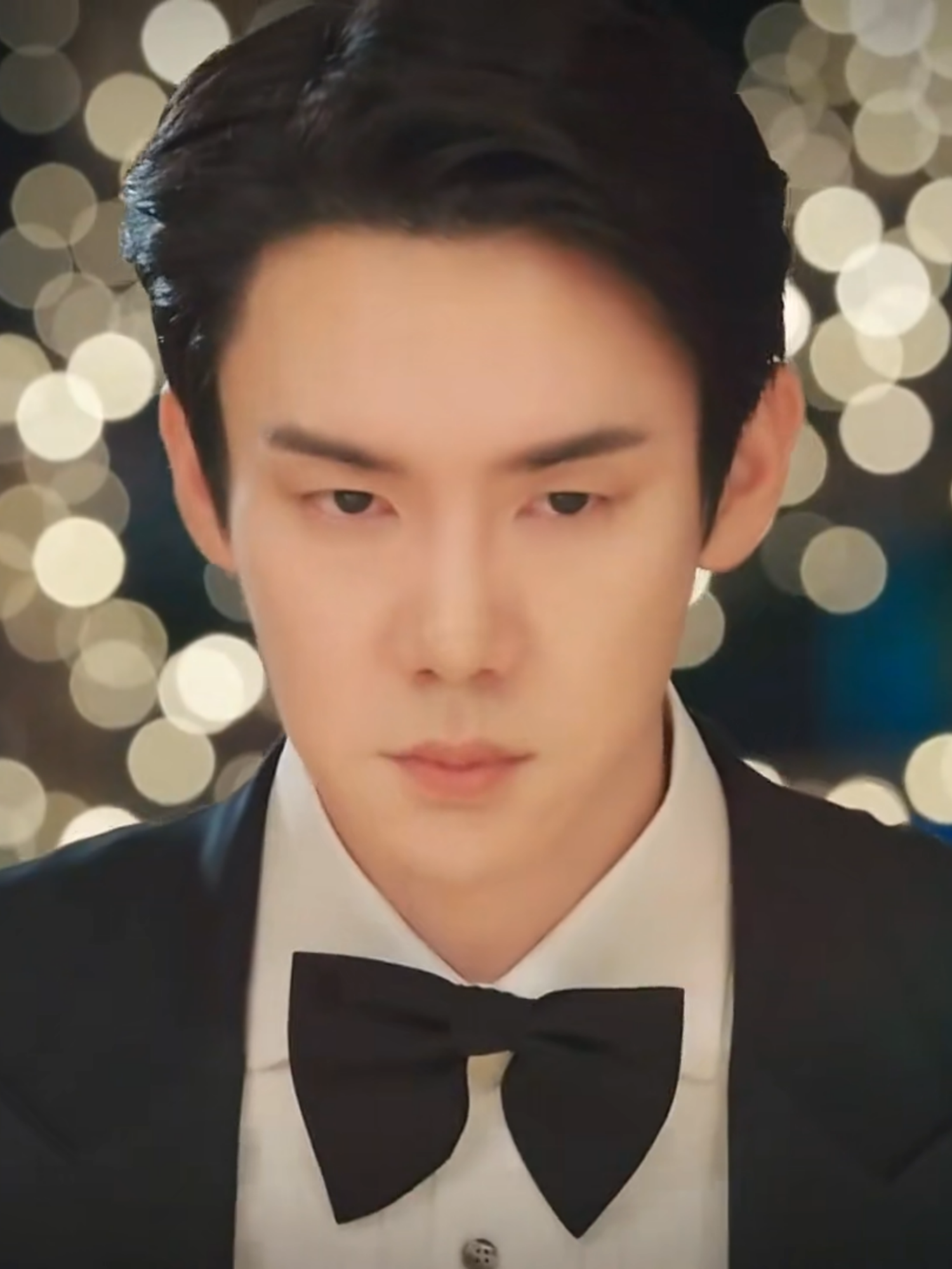 Đầu năm có Baek Hyun Woo cuối năm có Baek Sa Eon. Teaser trailer khá cuốn #WhenthePhoneRings #YooYeonSeok #ChaeSooBin #xuhuong #phimhanquoc #trending #phimhay #kdrama #trendingtiktok #fyp #xh #videoviral #tiktok #trendingvideo #xuhuong2024 #viral#whenthephoneringskdrama#2024