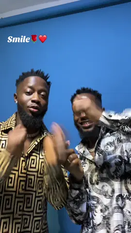 Lets see the best duets ladies#dsquared13 #viral #makethisgoviral #fypシ #trendingvideo #cameroontiktok🇨🇲 #smiledaychallenge 
