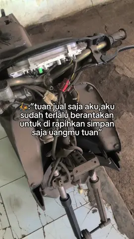 Selesai beat kabur,kita gas lagi si mio🫵🏻#yamahamio #mio #miosporty #fypage 