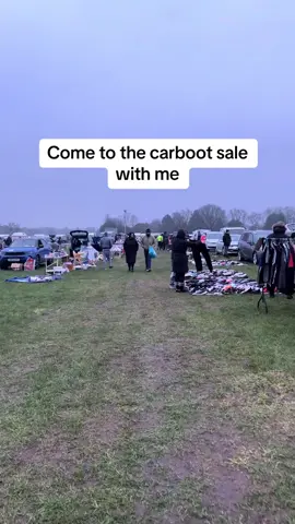 Come with me to the car boot sale #carboot #carbootsale #carbootfinds #fleamarket #yardsale #garagesale 