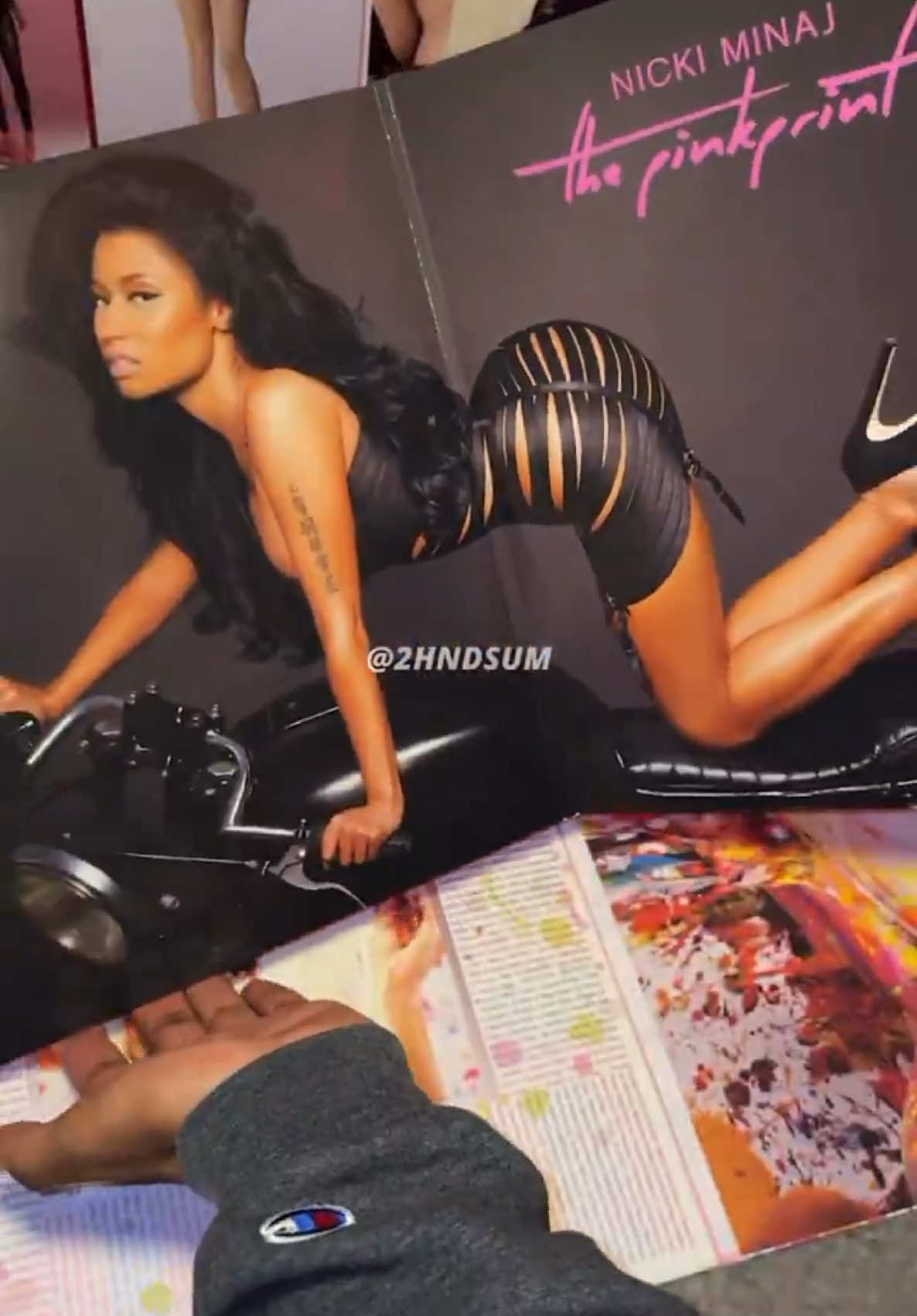 OUT NOW FOR THE FIRST TIME IN HISTORY. #ThePinkprint VINYL. PLUS 4 added songs on the DIGITAL ALBUM.  THE QUA-LI-TY!!!!!!!!! #Davido #DavidGuetta #SwaeLee #PARKER #JUICEWRLD 