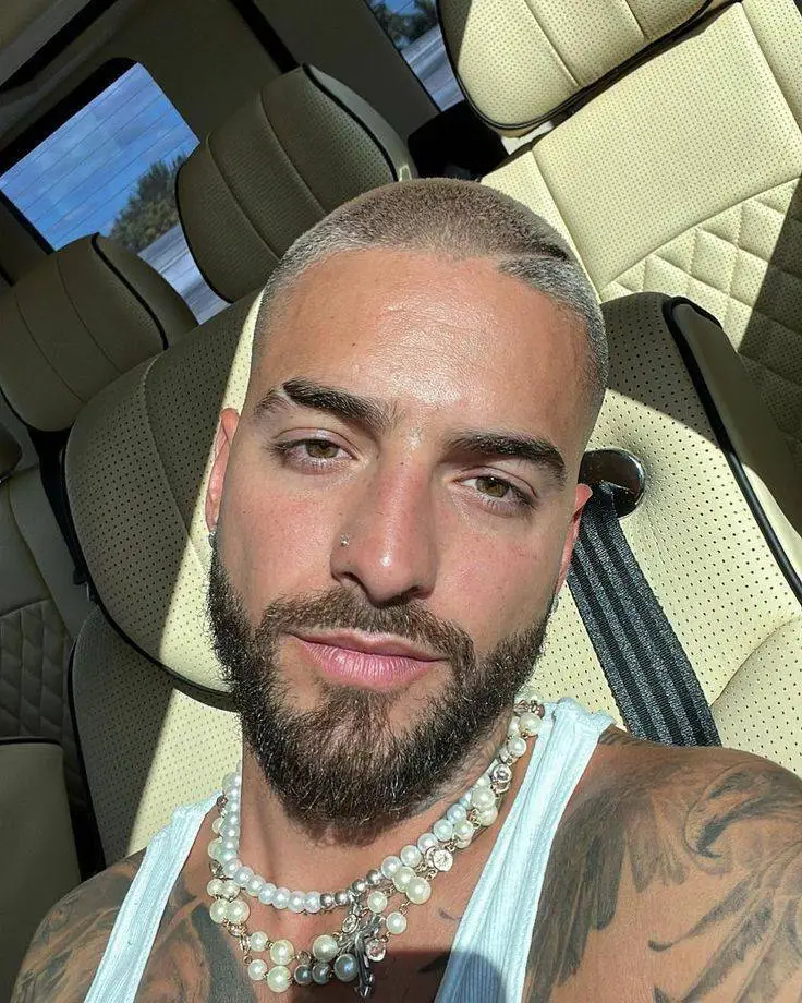 Pretextos | Maluma 