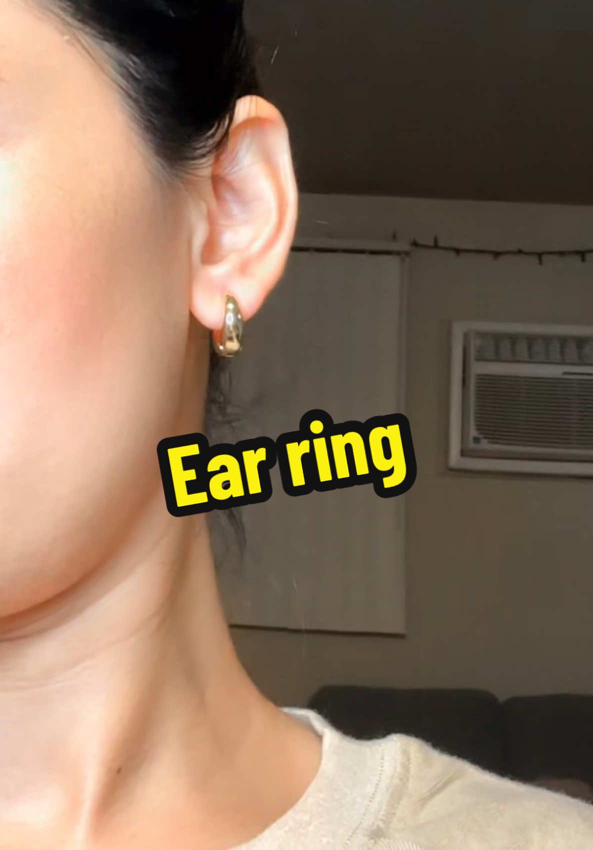 Chunky Gold Hoop Earrings for Women - 18K Gold Plated Lightweight Hollow Hypoallergenic Earrings for Women#tiktokshop #tiktokfind #fyp #foryoupage #trending #goviral #blackfridaydeals 