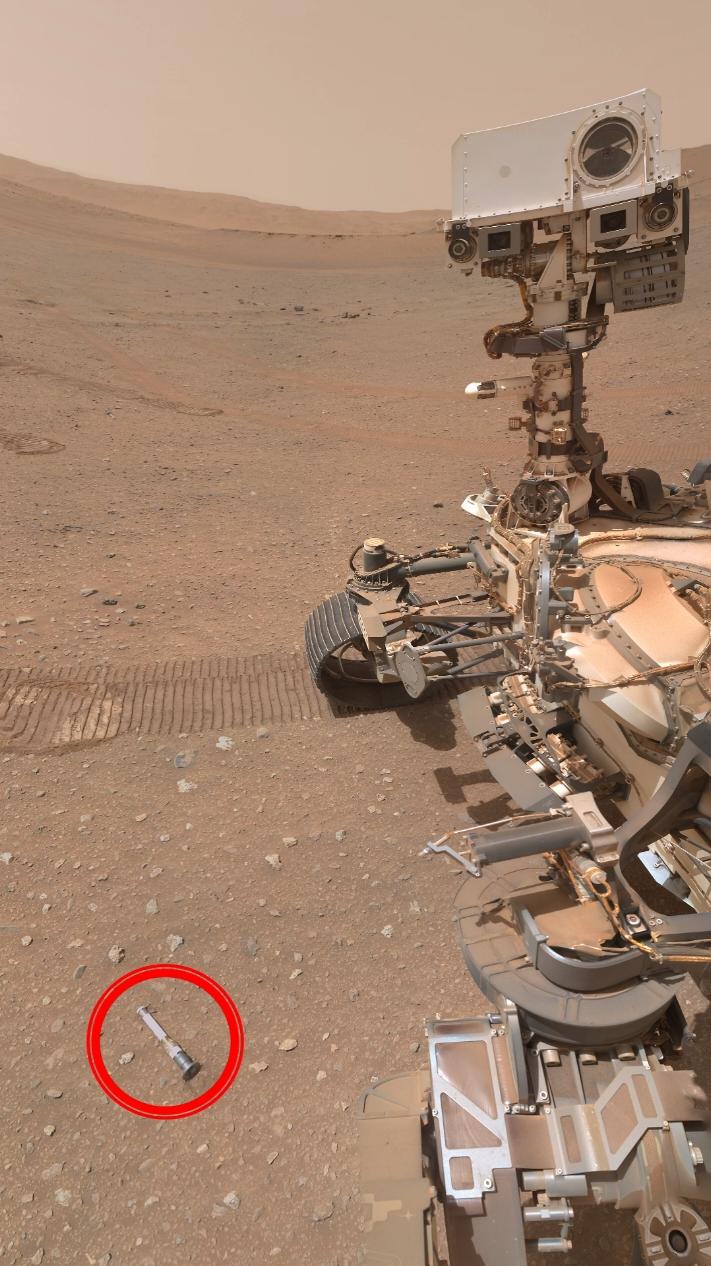 Mars Rover sends back an extremely detailed selfie from 140 million miles away... 