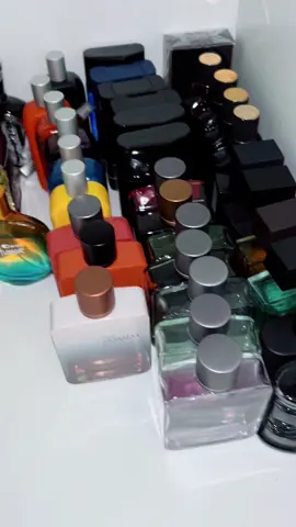 Da minha colecao! 10 malbec e 10 homem!!! Vamos colocar maid nessa colecao! #colecaoperfume #oboticario #natura #perfume 