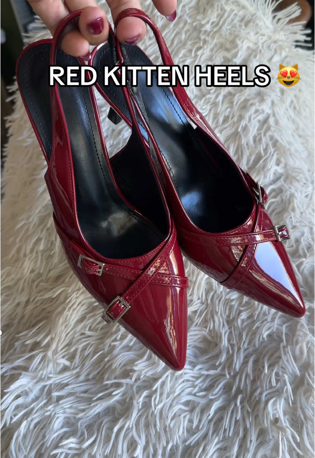 GIMME 😍  #redheels #kittenheels #officeoutfit #officeoutfits #officeoutfitinspo #blackfridaydeals #tiktokshopblackfriday #tiktokshopcybermonday  #FallDealsForYou #BlackFriday 🛍 #tiktokshopholidayhaul #ForYou #giftguide 