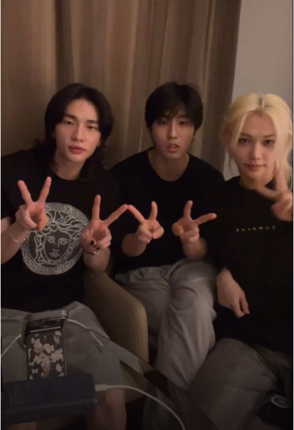 Hyunjin‘s insta live with Felix and Han[23 November 2024]🤍✨ #straykids #skz #youmakestraykidsstay #straykidseverywhereallaroundtheworld #skzstay #straykidsstay #han #hanjisung #hanskz #hanjisungskz #hyunjin #hyunjinedit #hyunjinskz #hwanghyunjin #leefelix #felix #felixstraykids #yongbokskz #fy #fyp #instalive #hanlive #hyunjinlive #hyunjininstalive #felixlive #foryou #foryoupage❤️❤️ #foryoupage #kpop #kpopfyp #viral 