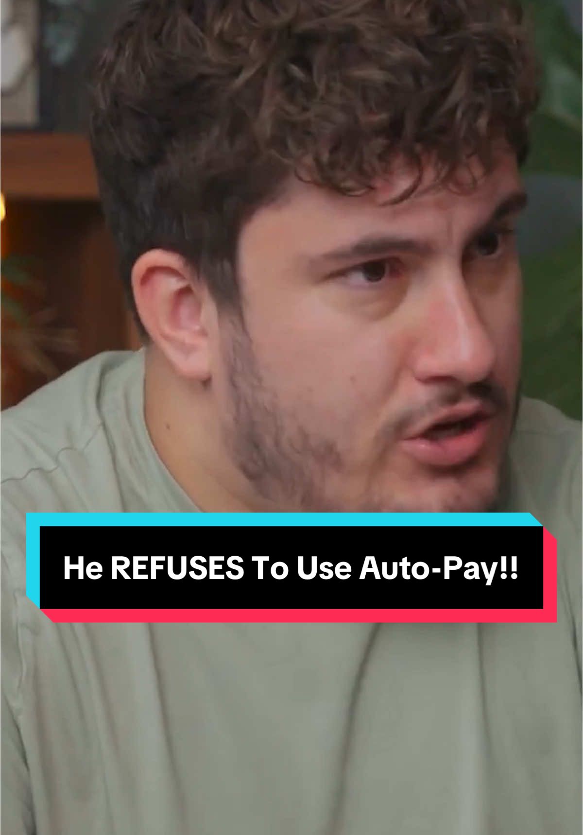 He REFUSES To Use Auto-Pay!! #creditcard #debt #moneytok 