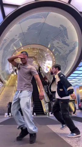She got the Gyatti #fyp #viral #tripout #trip #tripoutdance #gyatti 