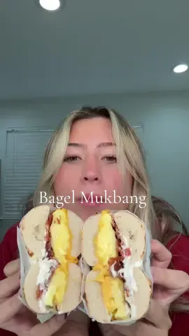 This is sooo good ##mukbang##fyp##Foodie##trending##bagel##bagels##bagelsandwich