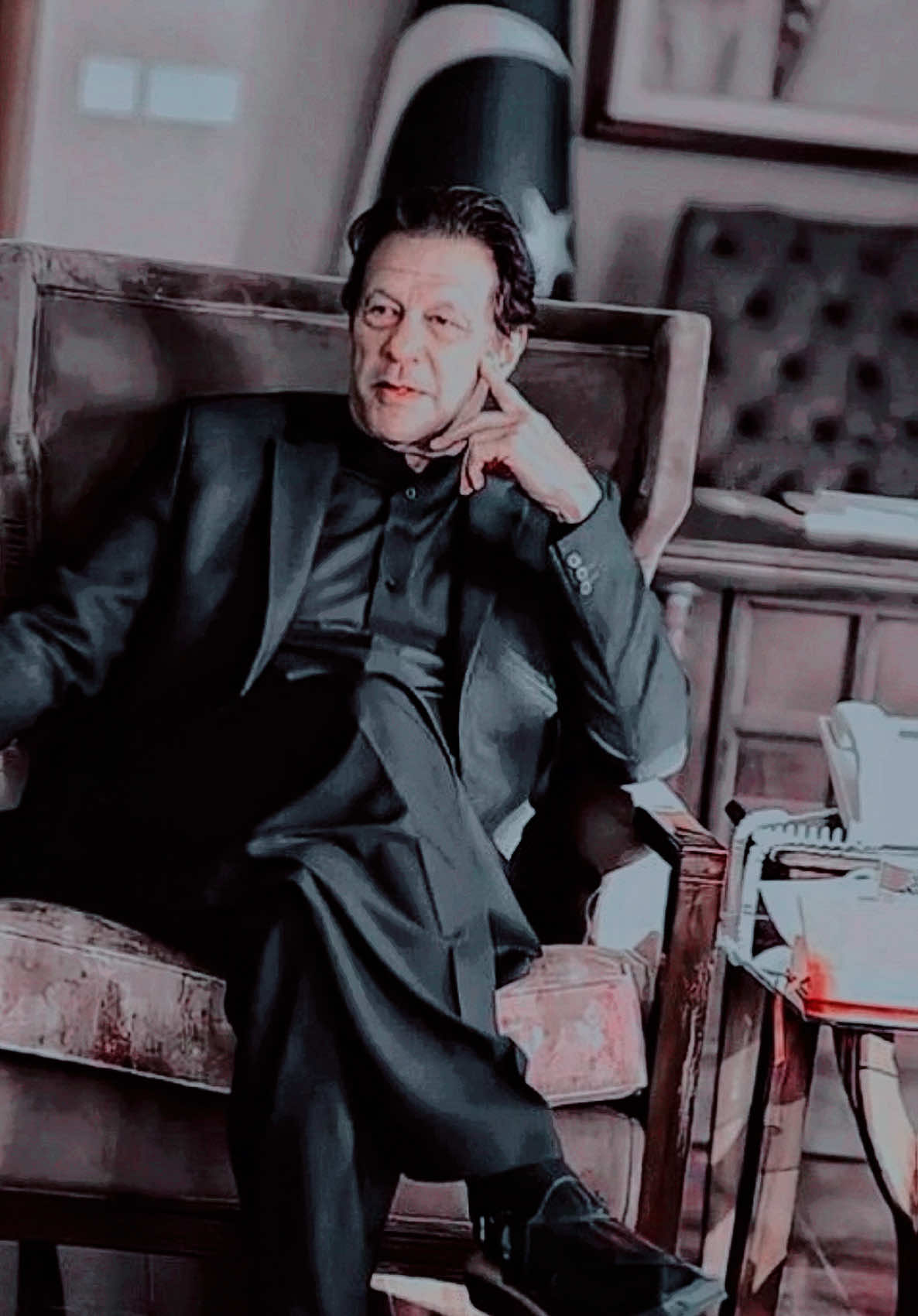 اک شخص جو قیدی ہے آزاد کھڑا       ہے !!!!! #foryou #trending #viral #viraltiktok #growmyaccount #followers #grow #unfreezemyacount #releaseimrankhan #imrankhan #releaseimrankhanنکلو_خان_کی_زندگی_بچاؤ 