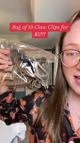 10 claw clips for $5?!? What a STEAL‼️‼️ shop the orange shopping cart above❤️#TikTokShopBlackFriday #tiktokshopcybermonday #fyp #viralvideo #giftideas 