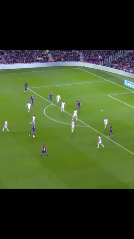 Back heel goals are just magic 🪄⚽️ | #backheel #goals #footballtiktok #fyp #viral_video #fyyy #suarez #magic 