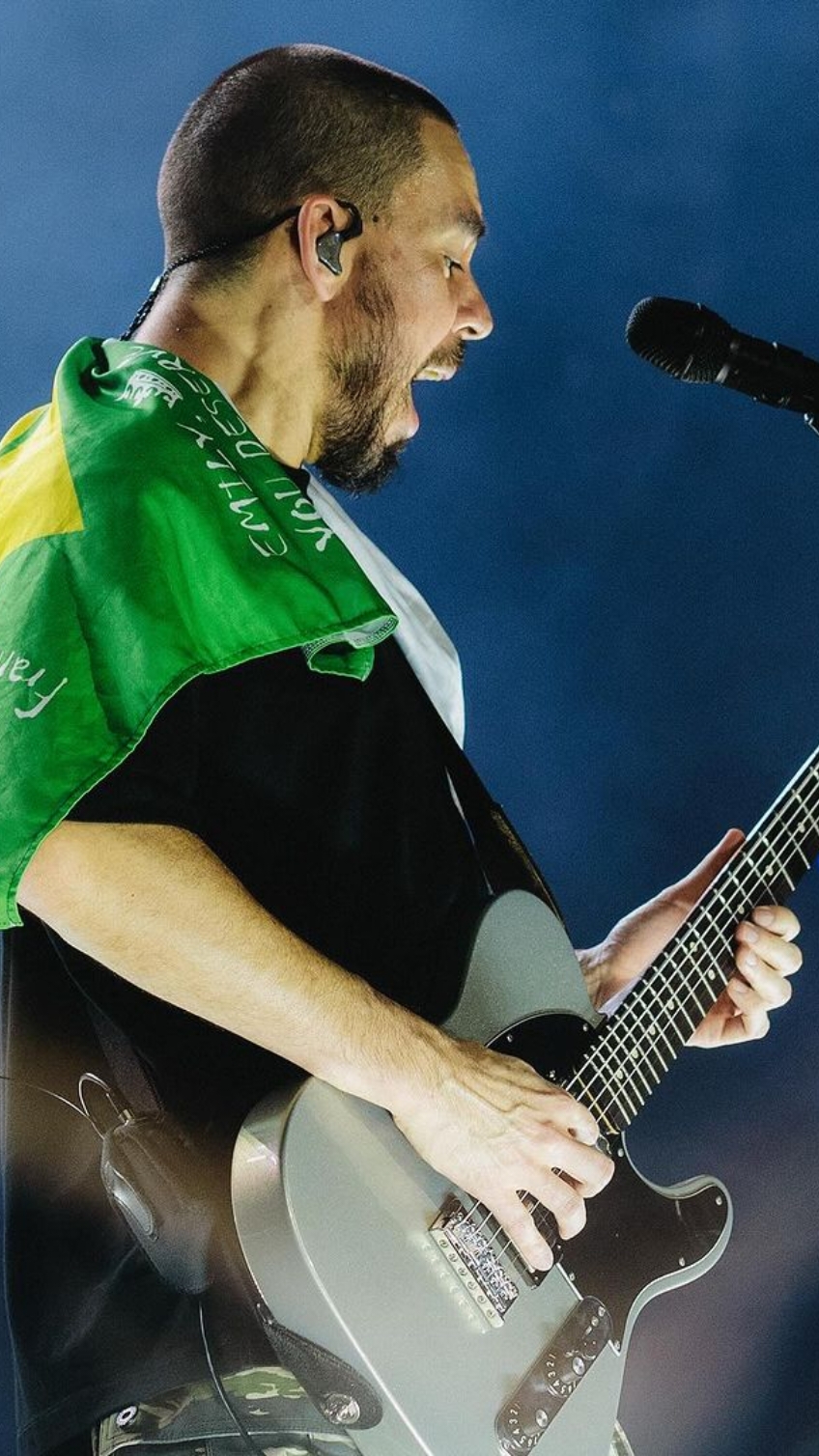 Lying from you (Live from Sao Paulo) @Linkin Park #linkinpark #fromzero #lyingfromyou #saopaulo #brasil🇧🇷 #brasil #numetal #rock #allianzparque #mikeshinoda #emilyarmstrong #fromzeroworldtour #globoplay #multishow #aovivo 