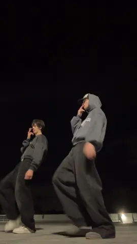 daydream 🗣️ had to hit this w/ @4 #duo #dance #nz 