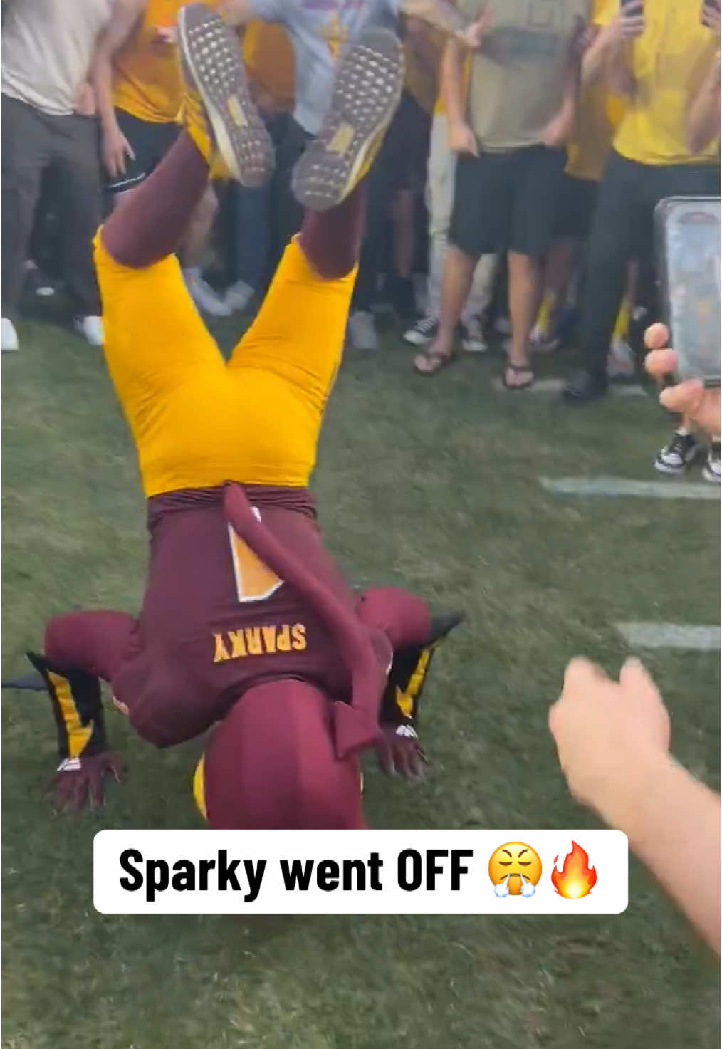 Sparky did THE WORM after ASU upset Colorado 🔥🙌 (via SparkySunDevil/X) #cfbonfox #cfb #cfp #CollegeFootball #big12 #asu #colorado #sundevils #deionsanders #heisman #hype 