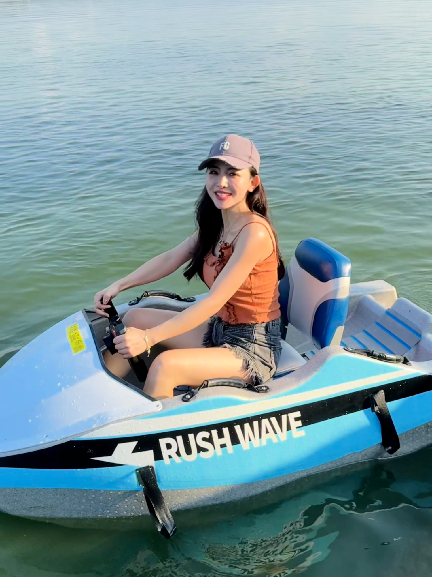 RUSH WAVE  BOAT，The waves are coming out #rushwave  #Surfing #kartboat #rushwaveboat