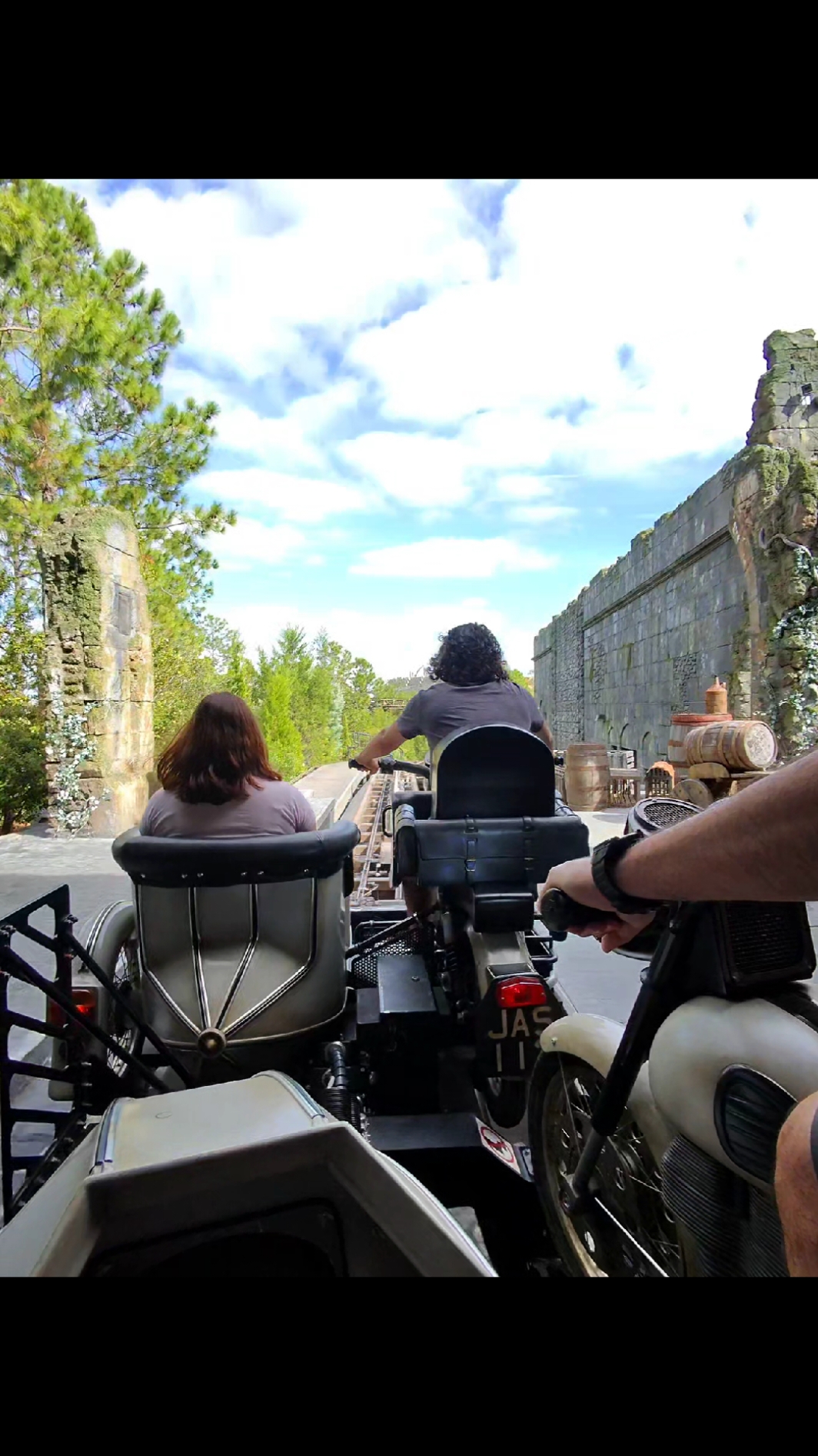 Hagrid’s Magical Creatures Motorbike Adventure pov ride 11/19/24 #fyp #rollercoster #orlandouniversalstudios #harrypotter 