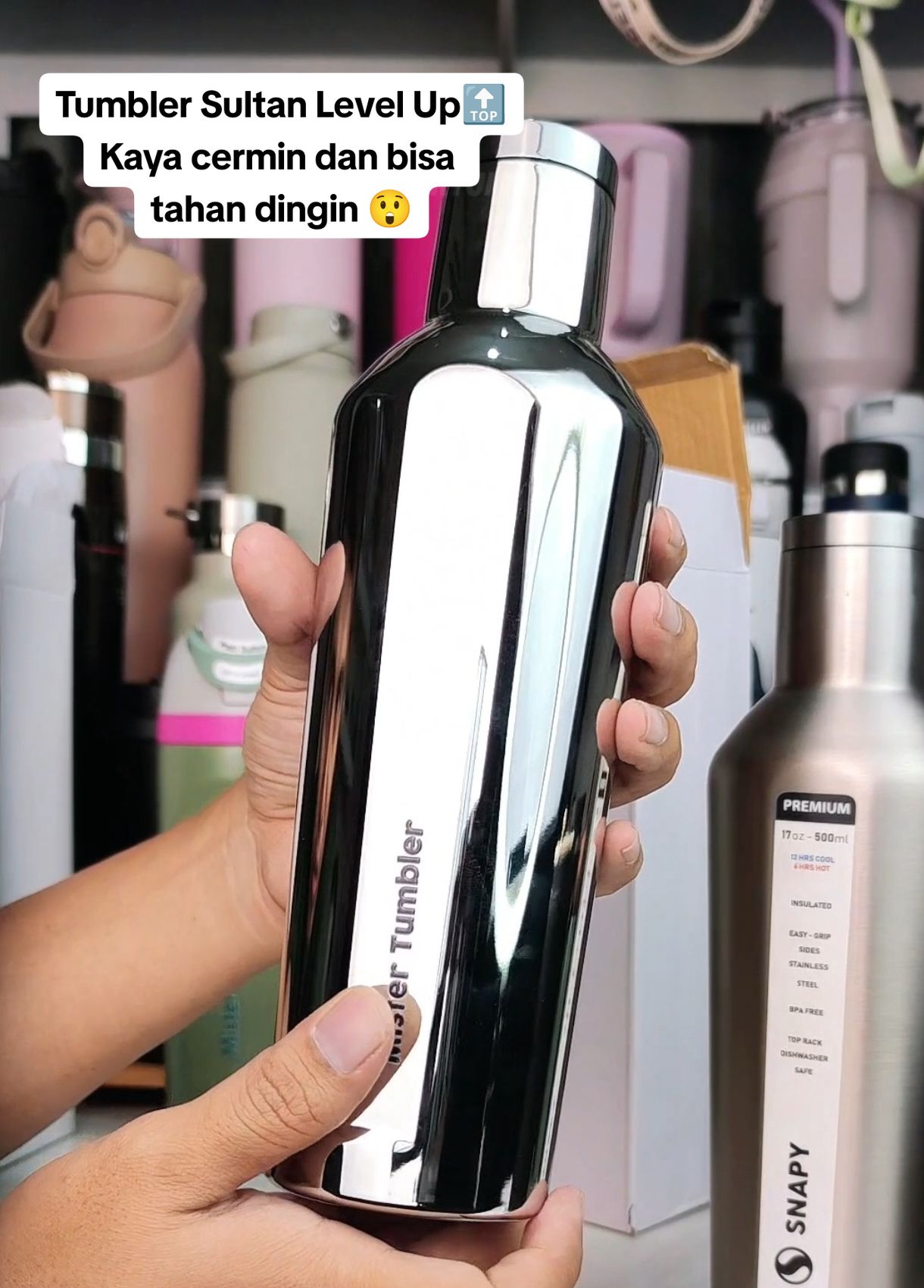 Ini sih bener bener Tumbler sultan warnanya premium dan bisa tahan dingin sampai 12 jam, udah gitu Tumbler snappy ini bisa custom nama/gambar juga lagi . #tumbler #tumblertahandingin  #botolminumviral 