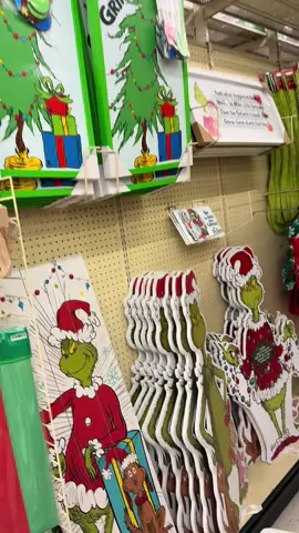 Come spend a kid-free day with me, Christmas shopping 🎄🎅🏼❤️ #MomsofTikTok #boymom #sahm #parentsoftiktok #christmasdecor #holidaytiktok #datenight 