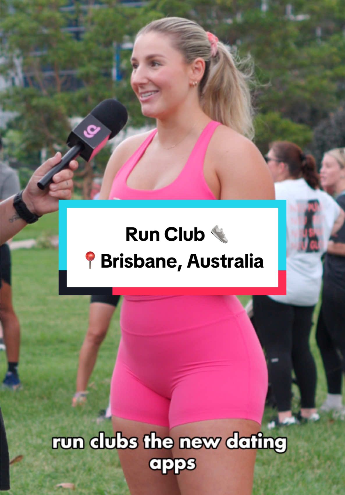 How much does she make as one of the founders of @SoSo's Run Club 🏃‍♀️👟📍Brisbane, Australia 