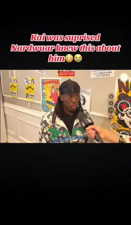 Nardwuar knows everything 😭#nardwuar #nardwuarinterview #kaicenat #kaicenatclips 