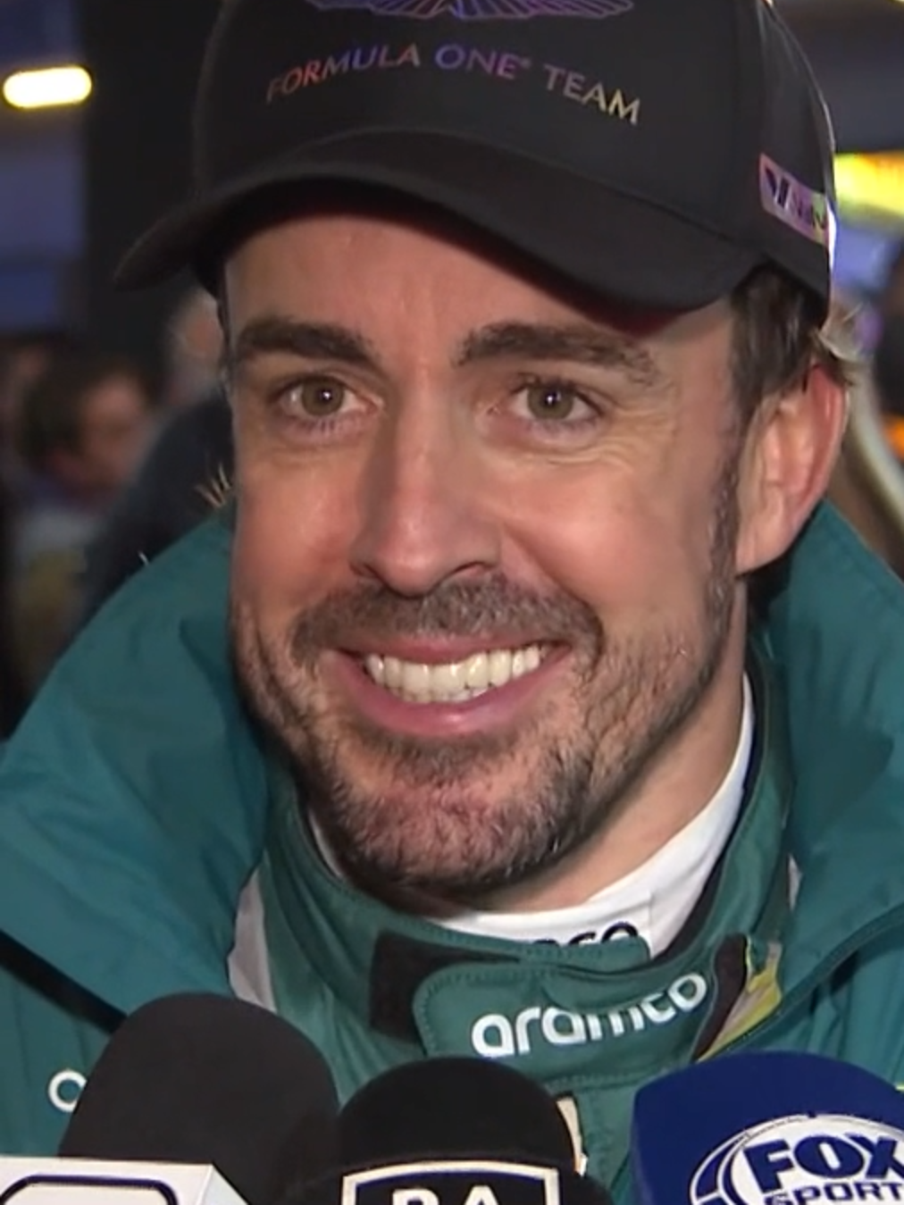 ESA SONRISA, ESE BRILLO EN LOS OJOS Y ESAS GANAS DE COMERSE CON PATATAS A VERSTAPPEN Me da igual lo que diga la lógica. Si Fernando Alonso cree, yo también creo ✅ #LasVegasDAZNF1 🇺🇸 #MaxVerstappen #FernandoAlonso #Alonso #Fernando #Max #Verstappen #motorsports #DAZNF1 #DAZN