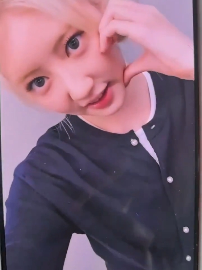 🦭 : ini hati untuk Montiez  Bisakah kamu merasakan cintaku, Aku mencintaimu  Looking forward to seeing you next time 🩷 #Rami #babymonster #라미 #shinharam #fyp 