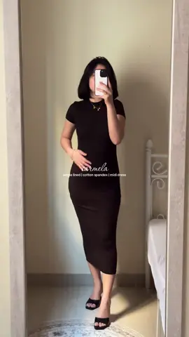 Replying to @d Meet CARMELA — short sleeves midi dress 🖤💫 soft cotton fabric & stretchable 🤝🏻  @Shop at Mera @Mera Basics  #shopatmera #meradress #basicclothing 