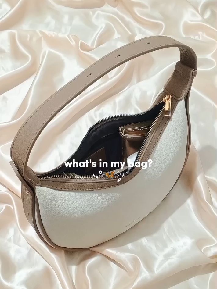 what's in my bostanten bag?! ang spacious ng bag na to, perfect if u have gala or for occasion  🦋 #bostantenbag #bostantenbag3in1 #highqualitybag #bagrecommendation #shoulderbag #handbag #slingbag #classybag #elegantbag   #budolsbyhanxah #workbyhanxah 