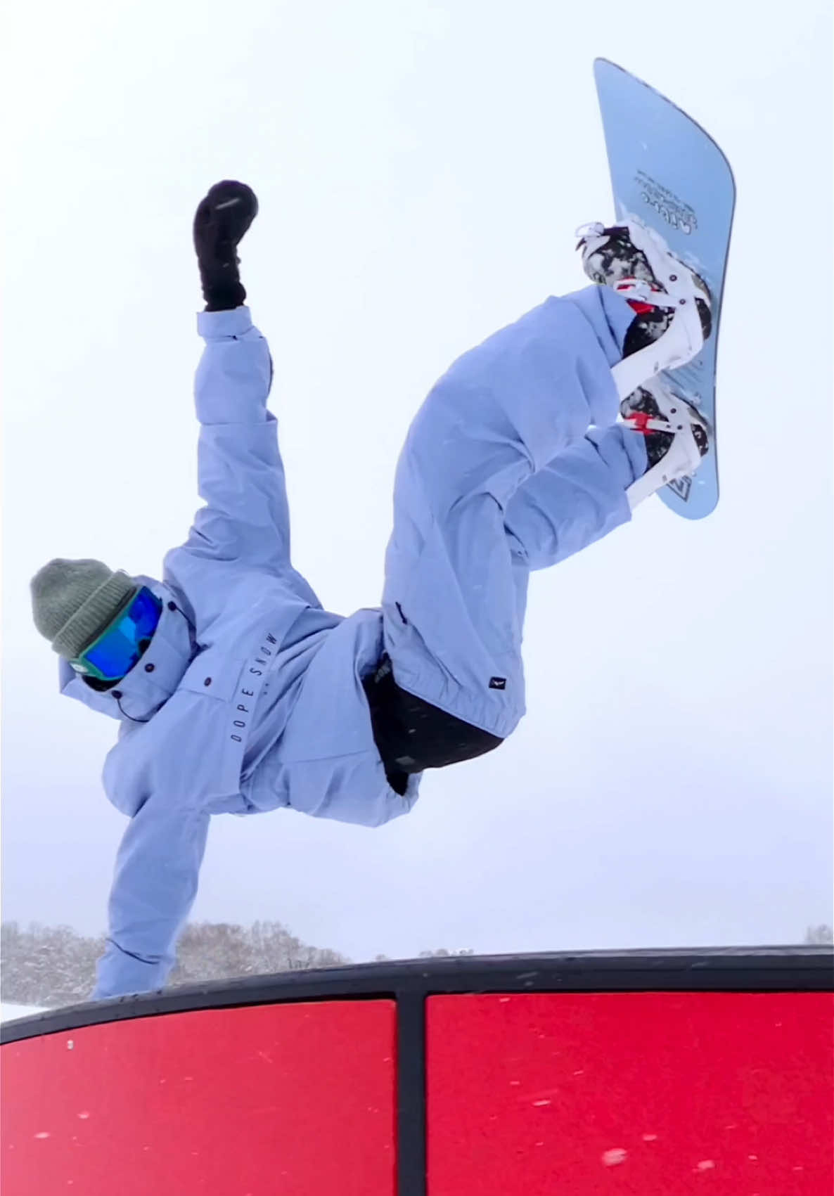 😶‍🌫️ #snowboarding #diva #snowboardtiktok 