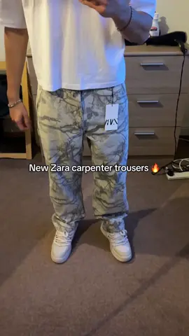 Zara printed carpenters🔥 #zara#zarajeans#mensfashion#fitspo#fashion#fyp 