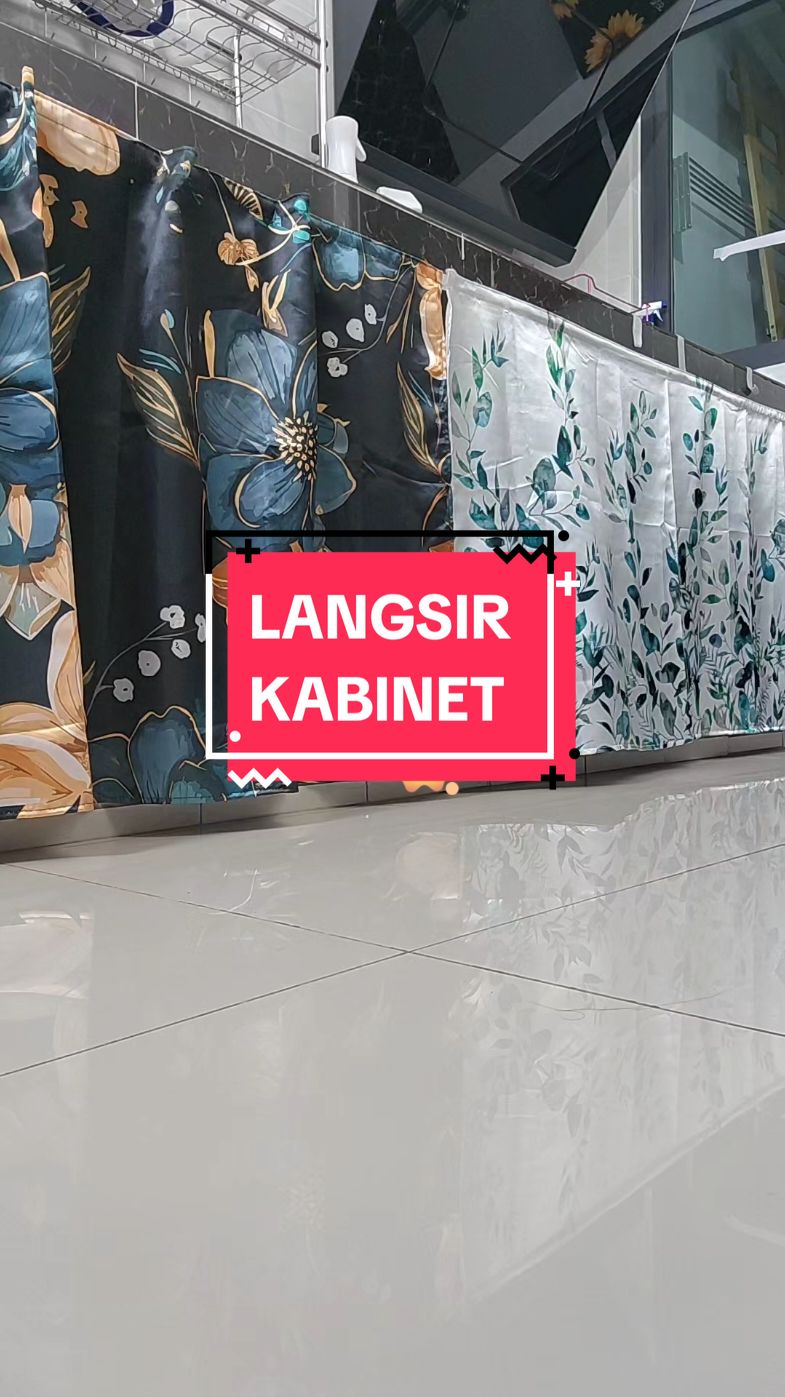 Langsir kabinet ni boleh tutup harta karun dan semua barangan awak bawah sinki dan table top tau #langsirsingki #langsirkabinet #kabinetdapur #langsirmurahviral #langsirdapursinki #cabinetcurtain #langsirkabinetdapur #langsirdapurkabinet 